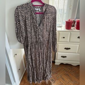 ASOS Leopard Print Maxi Dress – Size 4–6